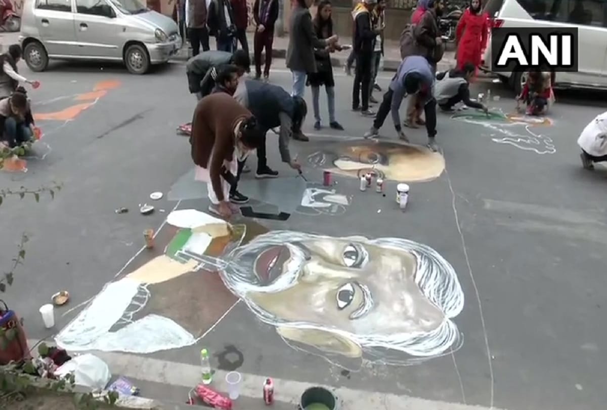 JMI Student painted streets outside University over CAA and NRC