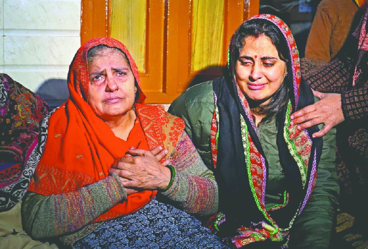 peeragarhi fire Amit Balian was married 10 months ago, father is ASI and wife is soldier