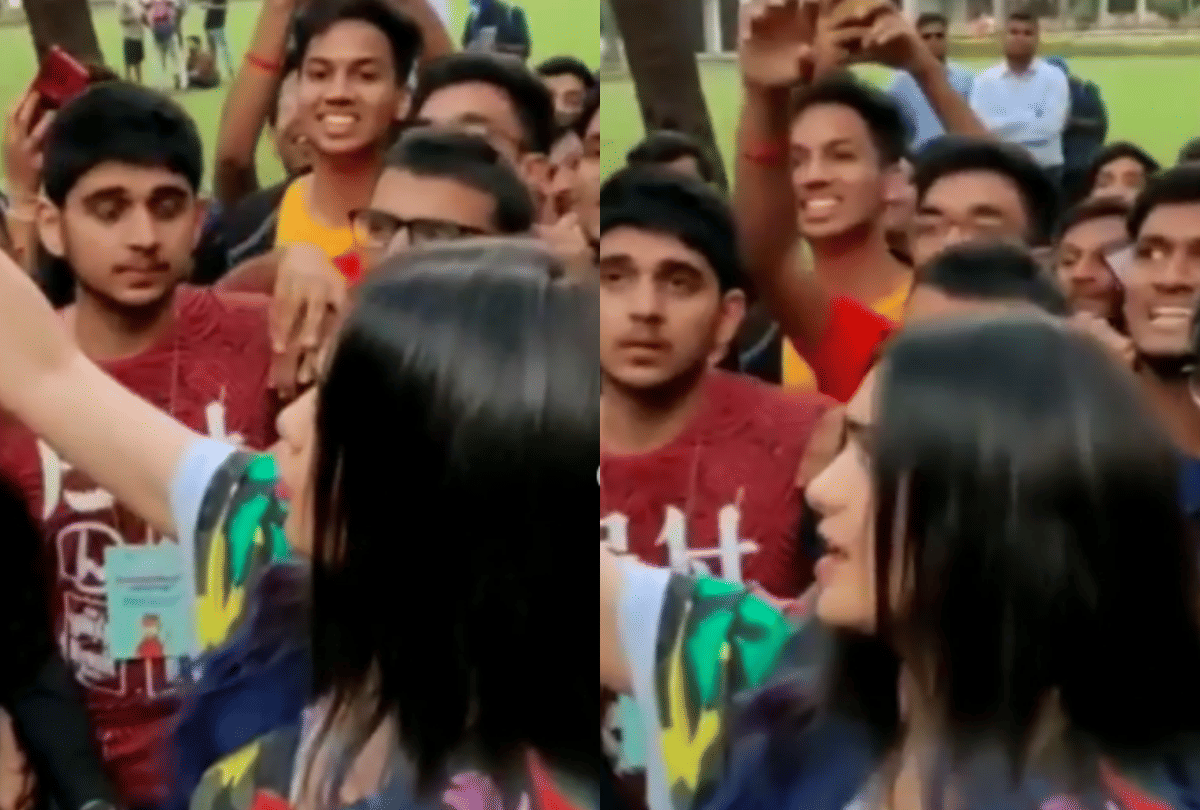 Adah Sharma meet her fans in iit bombay when she did not get entry