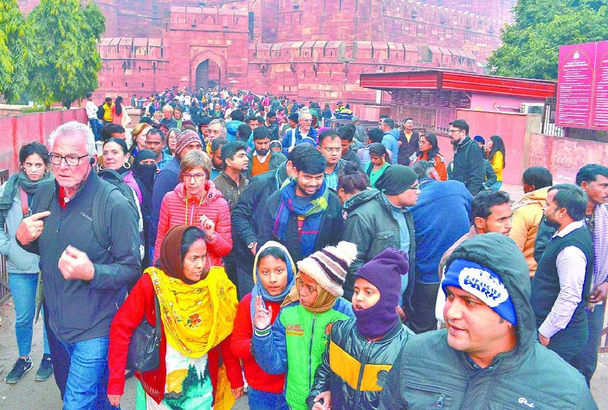 Tajmahal Agra News: Taj Mahal has been closed for five months due to Coronavirus