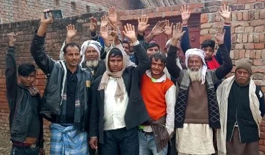 majadooree na milane par beedee shramikon ka pradarshan