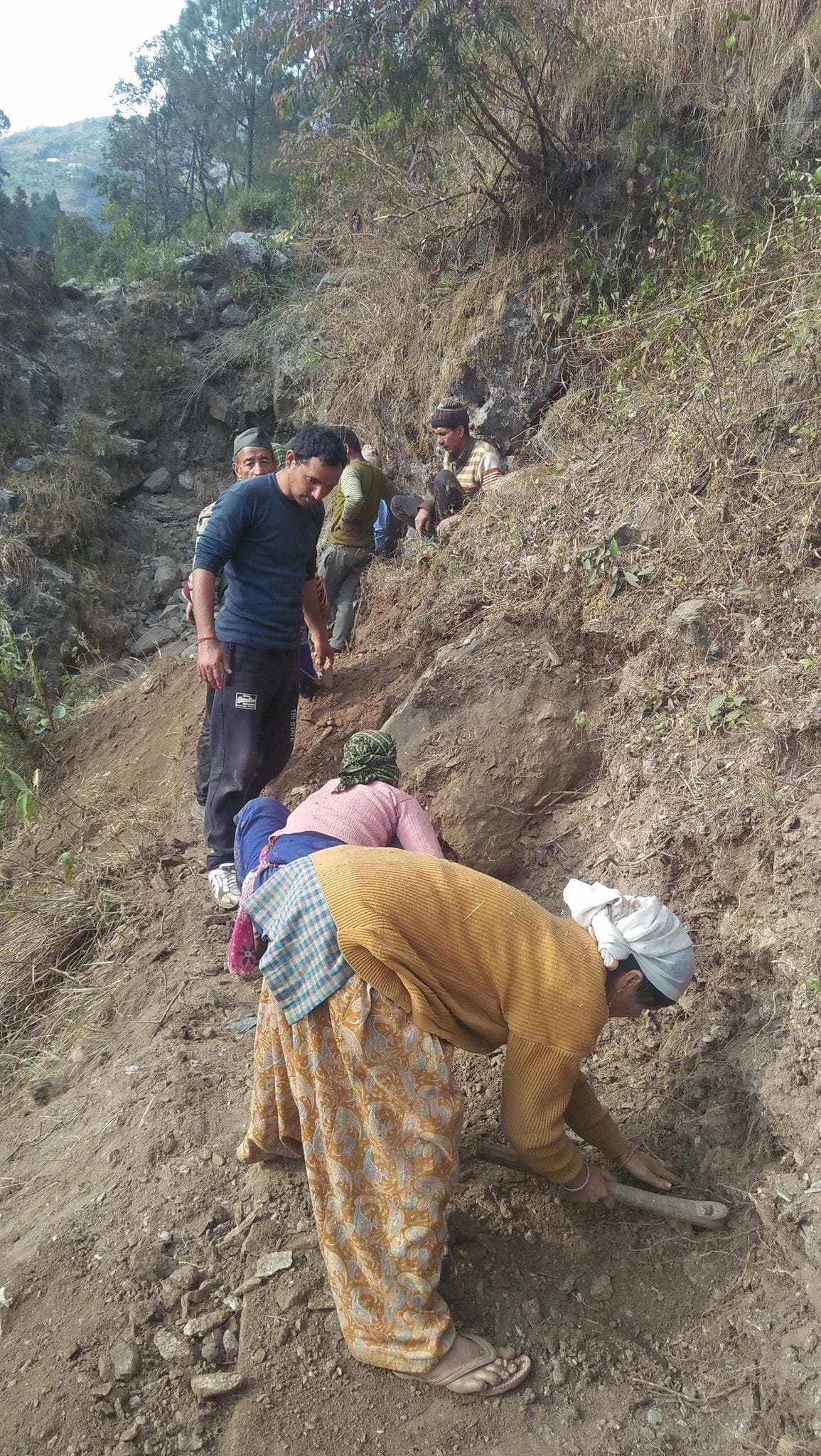 The canal of Dhanyad improved with Lathi's Udiyari Tok