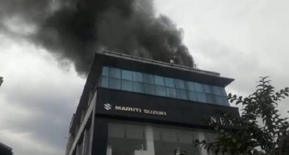 fire in dehradun nexa car showroom