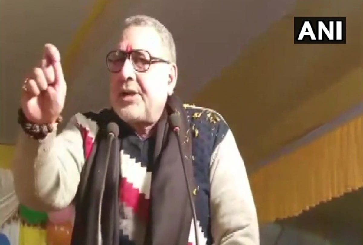 Giriraj Singh says Bhagavad Gita should be taught in schools, construct temple also