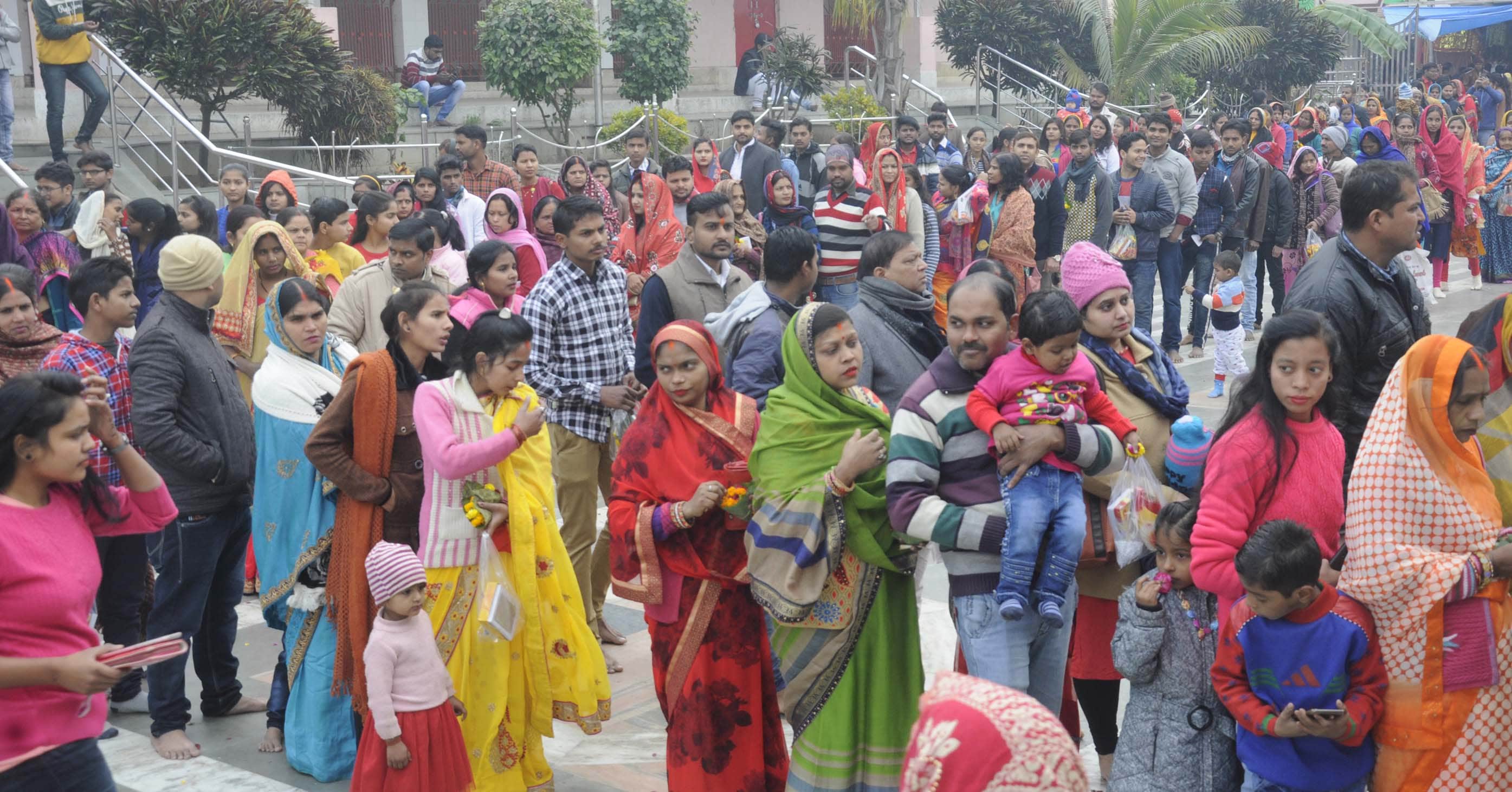 Enthusiasm overwhelms the cold, Belha drowns in New Year's celebration
