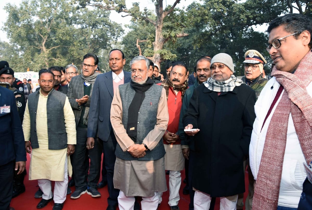 Bihar Patna Nitish Kumar says RJD Lalu Prasad Yadav says ghosts have left in CM house