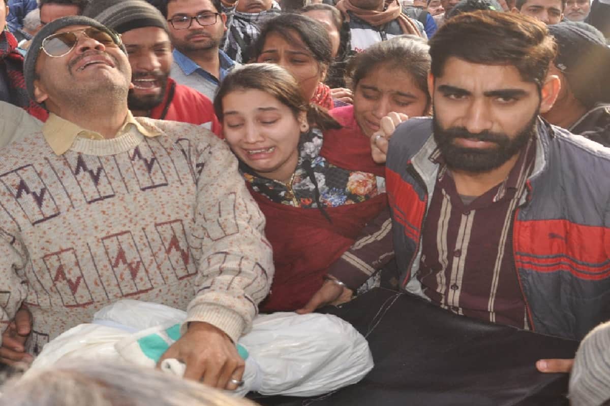 Shamli murder, Accused Himanshu went to airport after four murder, case connecting with a lady