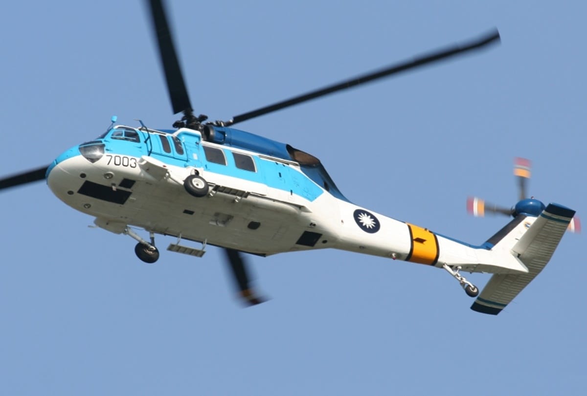 Helicopter crashes in Taiwan, Chief of Military Staff missing