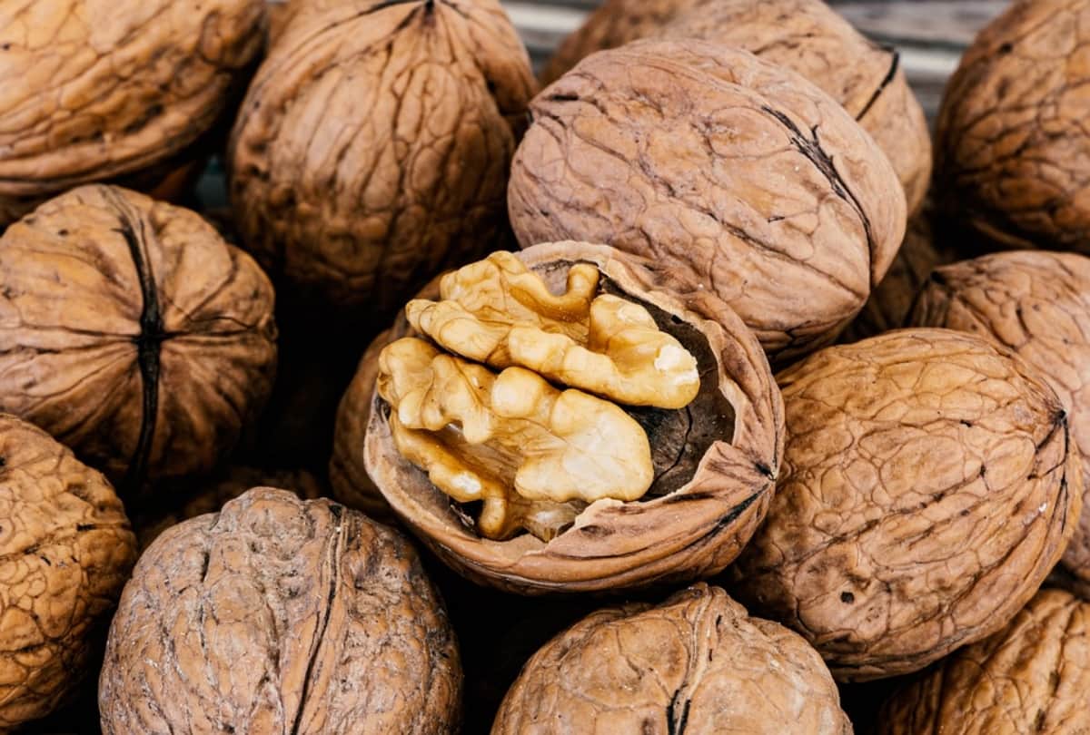 walnut benefits for heart disease, know what to eat for healthy heart