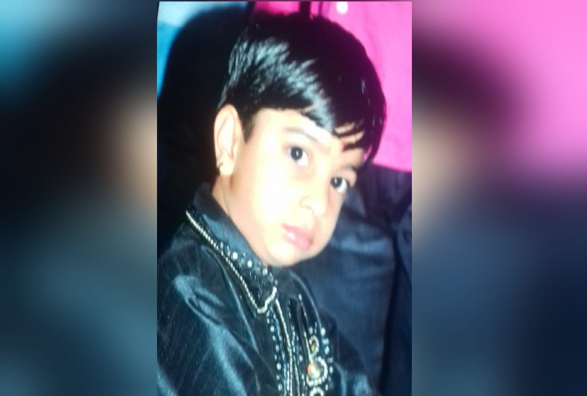 Shamli family murder case Women cried after seeing body of Bhagwat son of singer Ajay Pathak