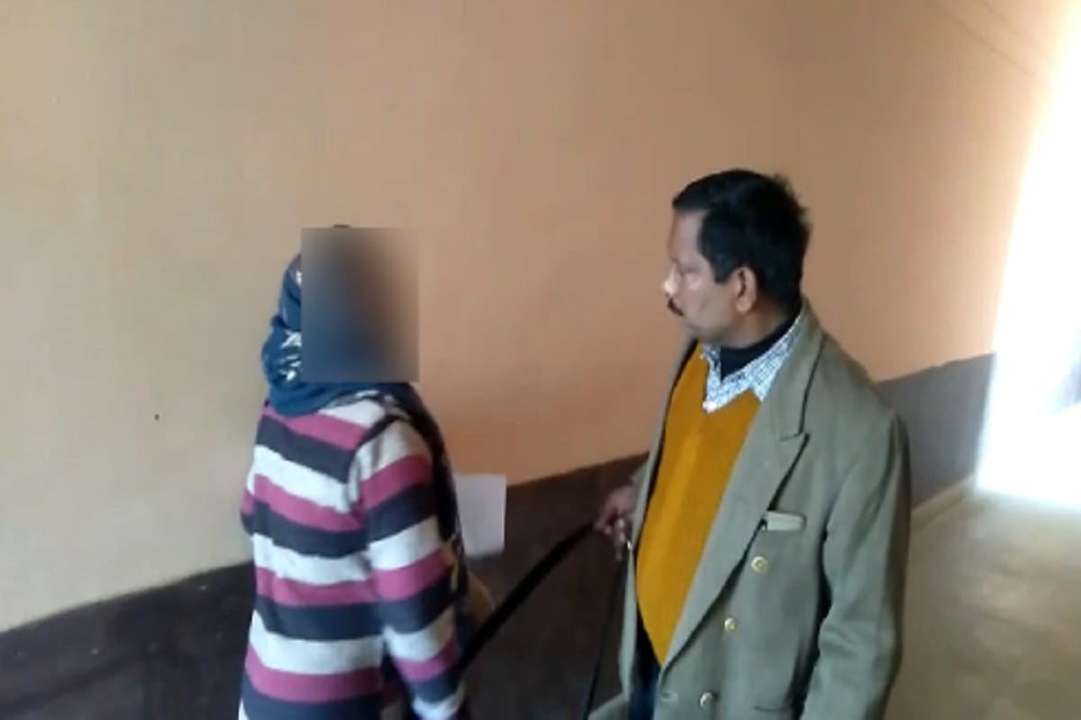 Lekhpal beaten up a woman in Tehsil Office at Bijnor city and video viral