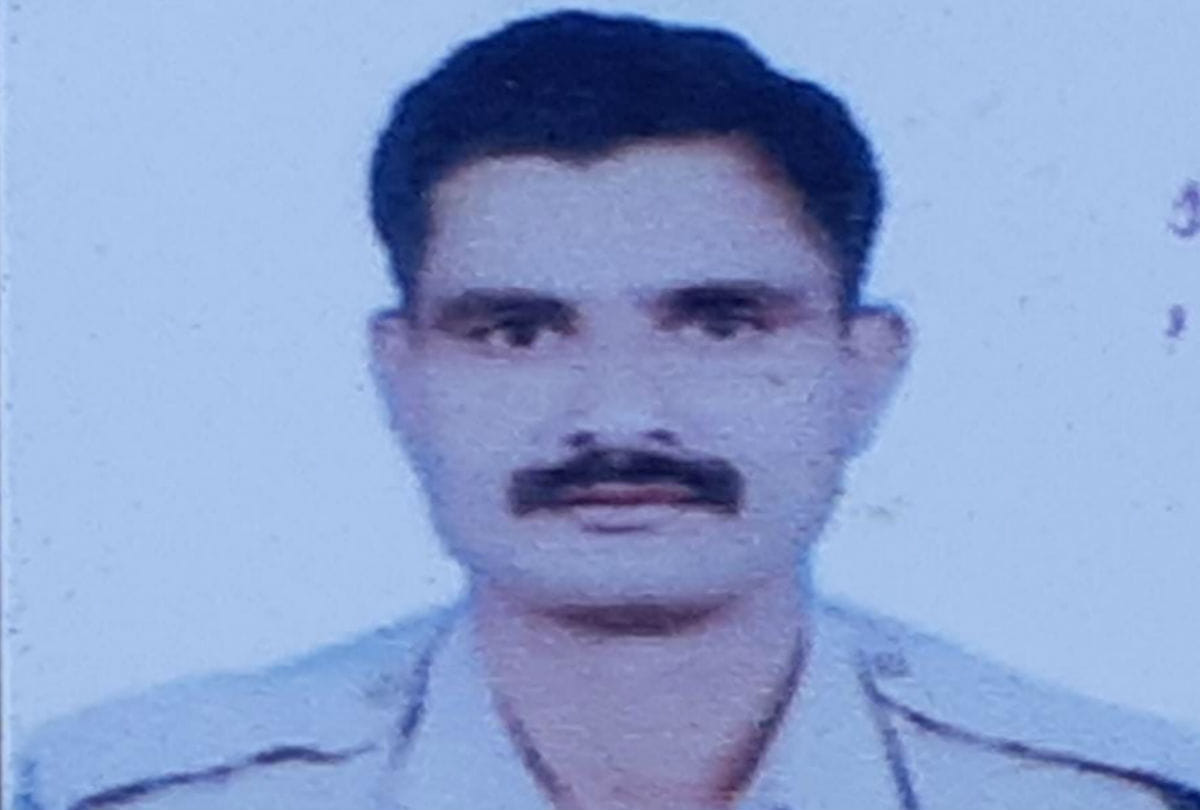 CRPF jawan suicide by shoots himself in Vrindavan