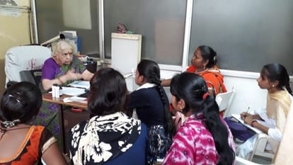 Doctor Priyamvada tiwari is creating awareness among women in varanasi