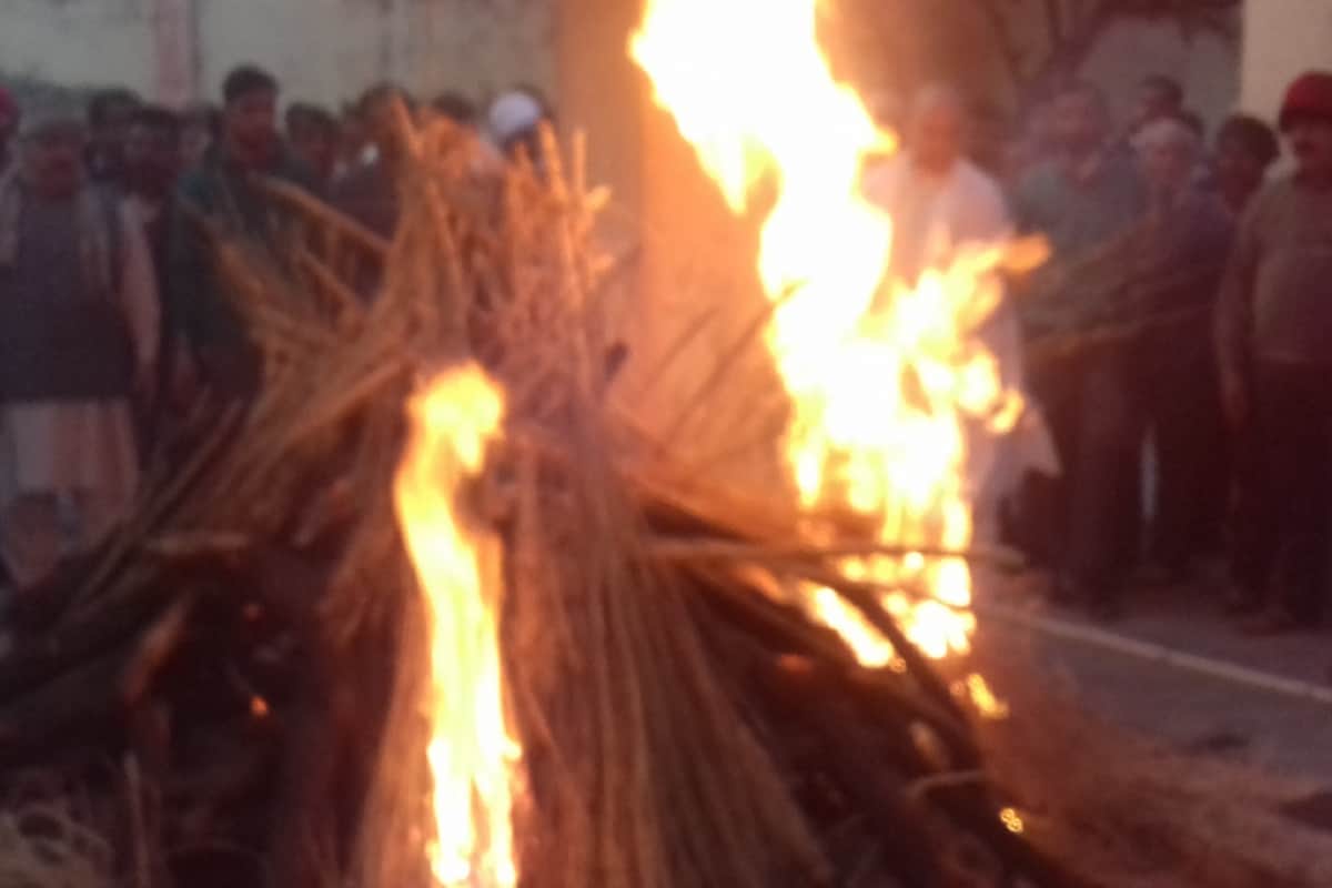 death rate graph suddenly rises in Meerut, funeral of more than hundred dead bodies in two days