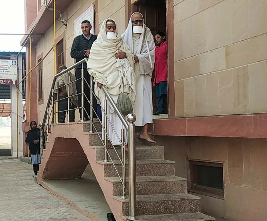 shwetambar jain saints the cow protection movement director saint gopaldas by peers with beaten, arrested