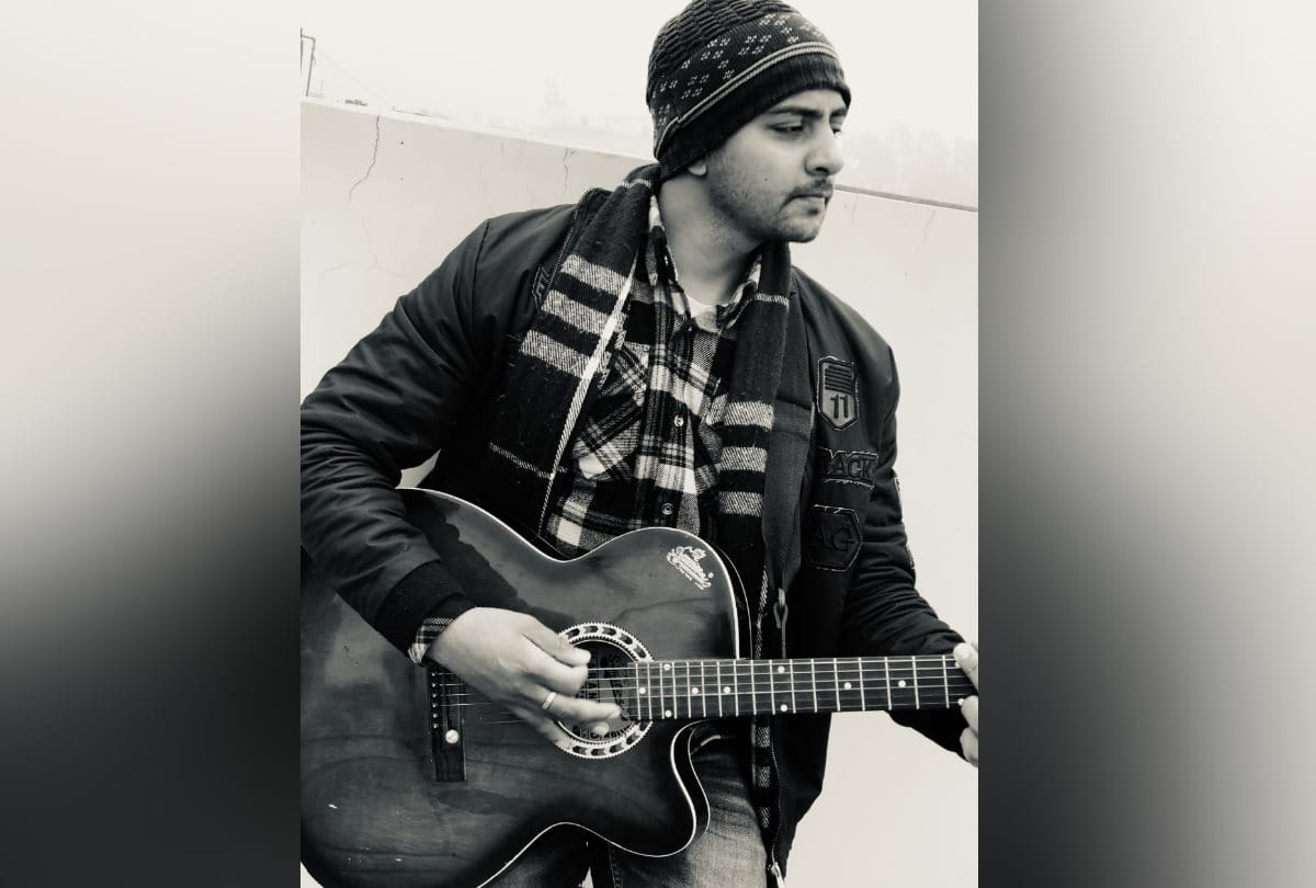 bhuvnesh wins singing competition in haryana
