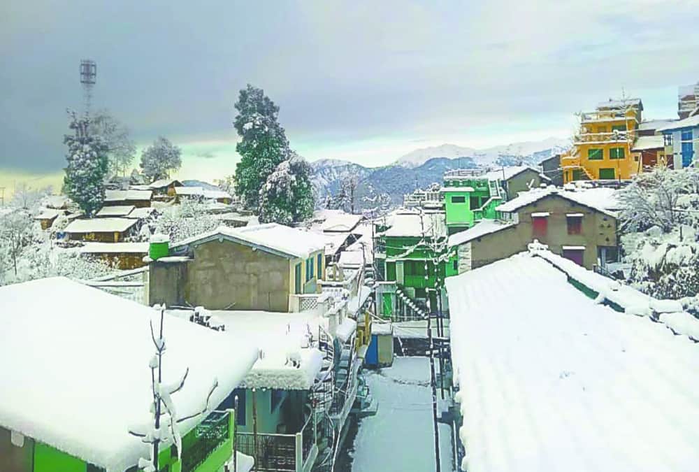 Dense Fog, Rainfall and Hailstorm in nainital and   Pipeline Fridge in Auli due to Snowfall