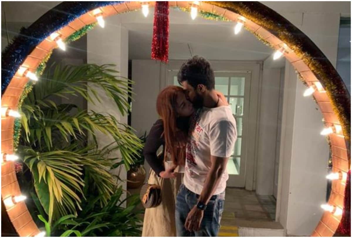 Jwala Gutta shared a images with Tamil cinema actor Vishnu Vishal to wish their fans on the new year