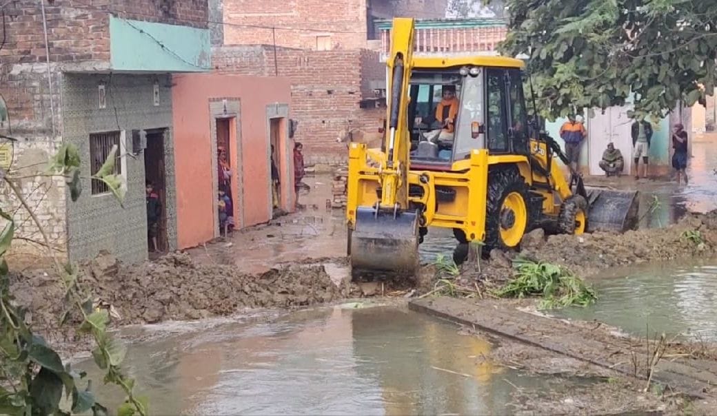water logging due to minor patri break