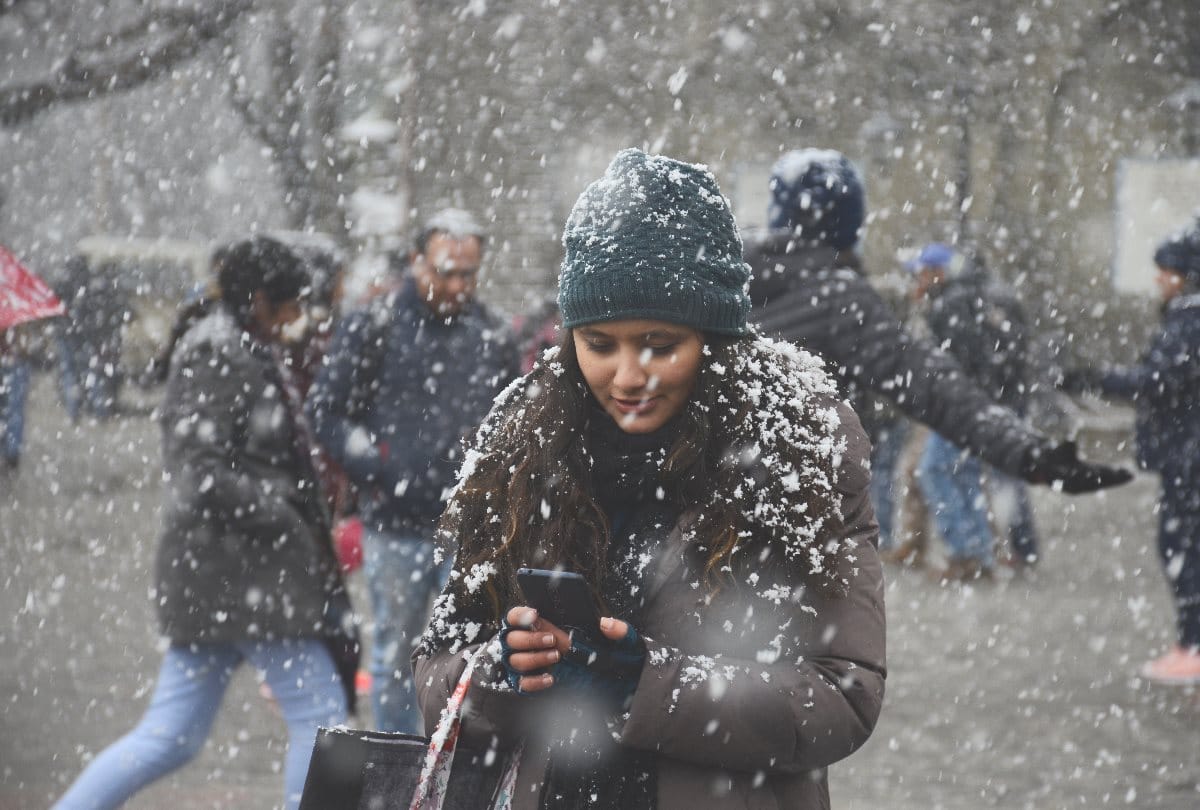 Heavy Rainfall And Snowfall in Jammu Kashmir Today, photos of snowfall of kashmir