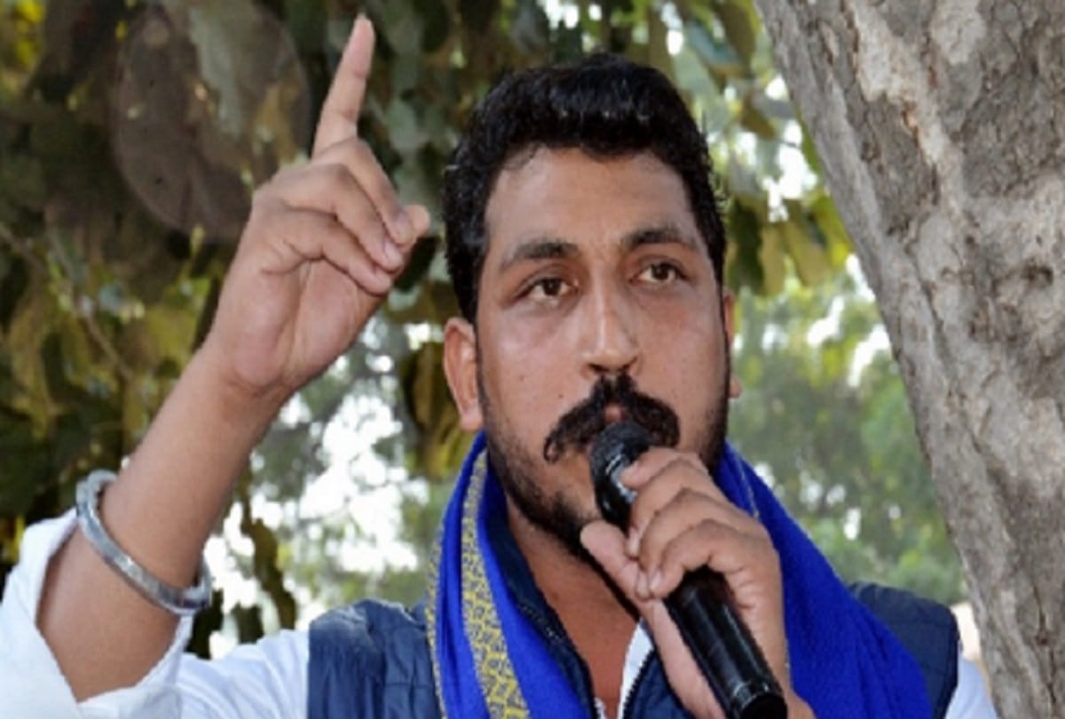'Ravana' doctor demands treatment in AIIMS