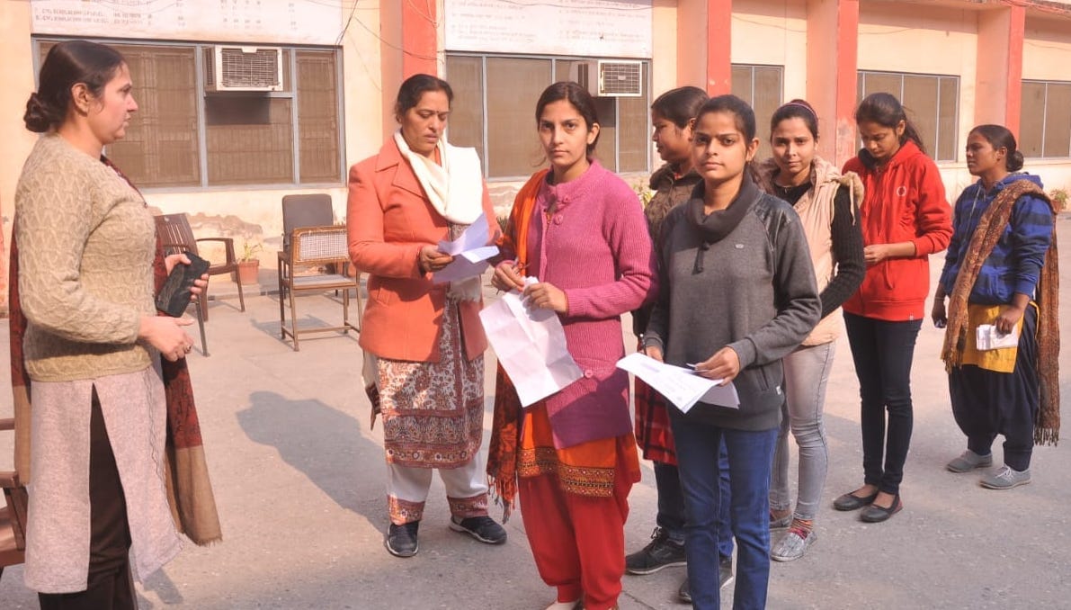 7904 applicants left junior assistant exam