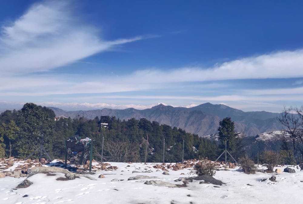 Ms Dhoni Enjoy Snowfall with jeeva and Family in Mussoorie See Beautiful Photos