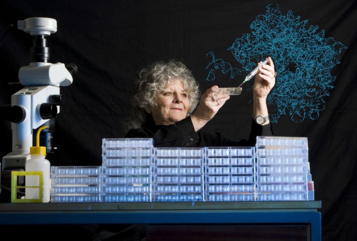 Nobel laureate Yonath, dreaming of 80 years of age for Indians