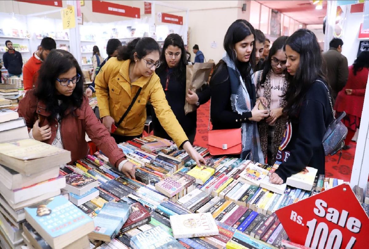 World Book Fair Kindle and e-books cannot replace paperback about one million readers reached World Book Fair