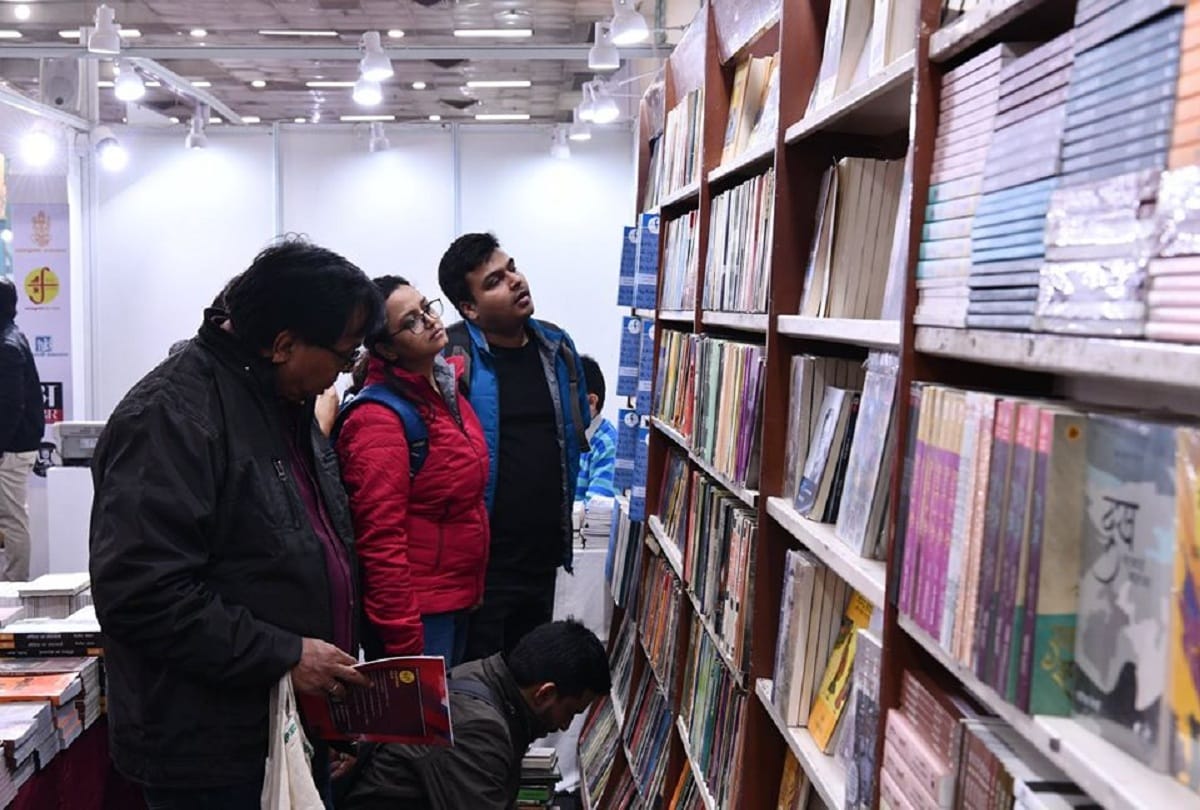 Decorating World Book Fair on the theme of new education policy