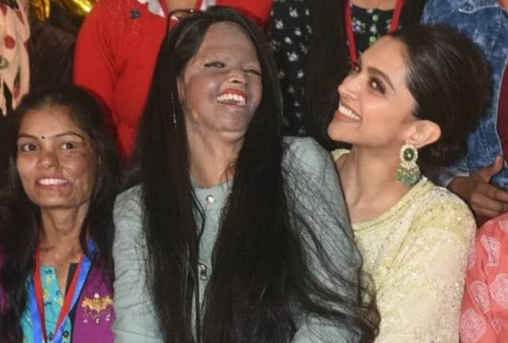 five news of Anubhav Sinha Prakash Raj Vaani Kapoor Deepika Padukone Fatima Sana Sheikh