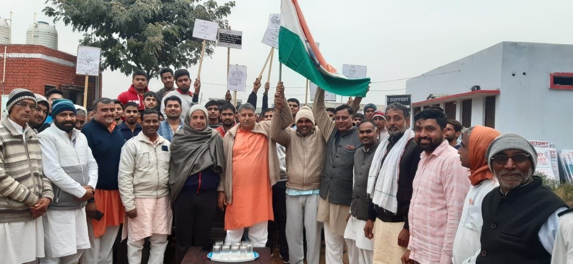 BJP MP convinced to peoples in sport of CAA