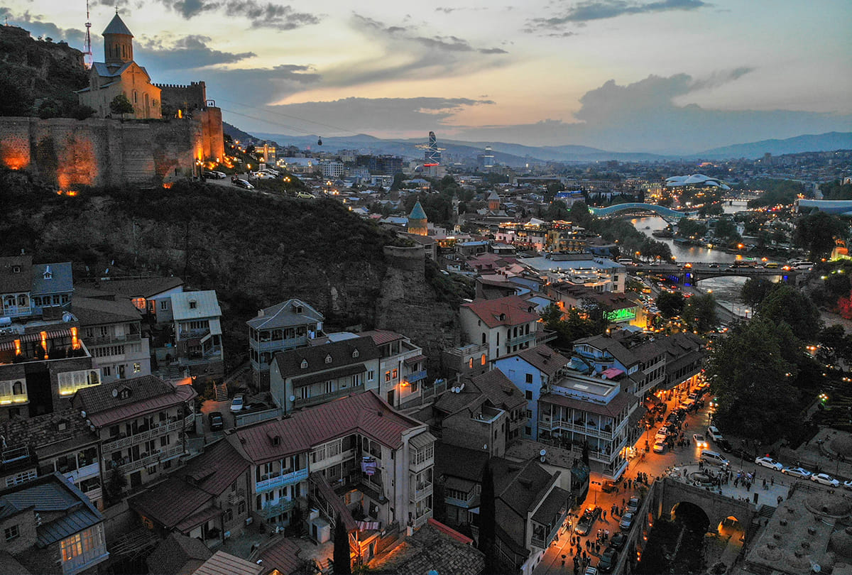 travel this countries in budget in hindi