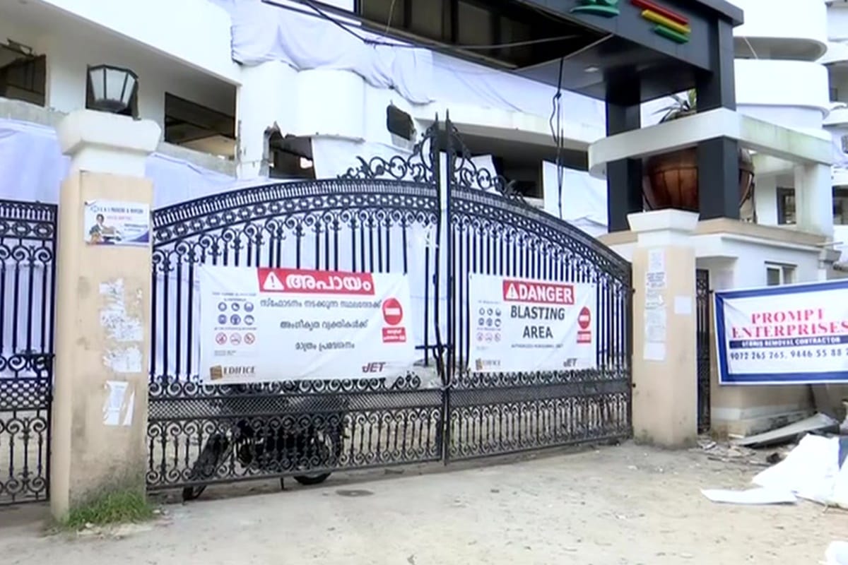 Kerala Maradu Flat Demolition process of filling explosives completed and blasting point finalized