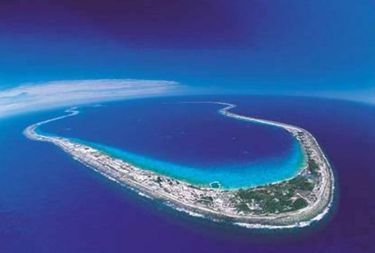 top 10 smallest countries in the world