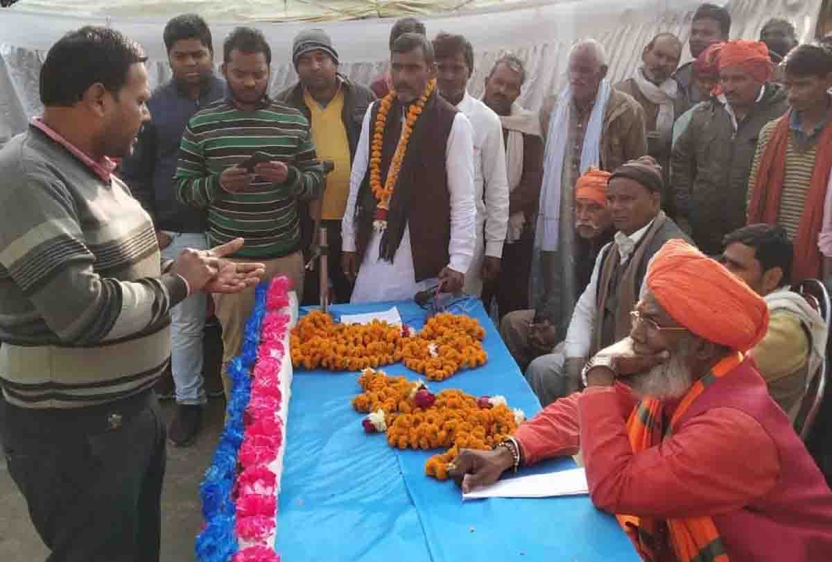 Sakshi Maharaj used objectionable words for Asaduddin Owaisi