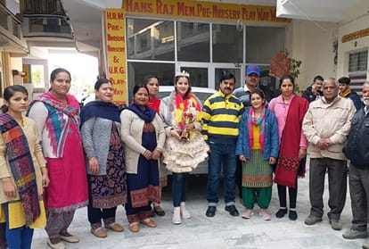 Shreya wins miss india international award hails from hamirpur himachal pradesh