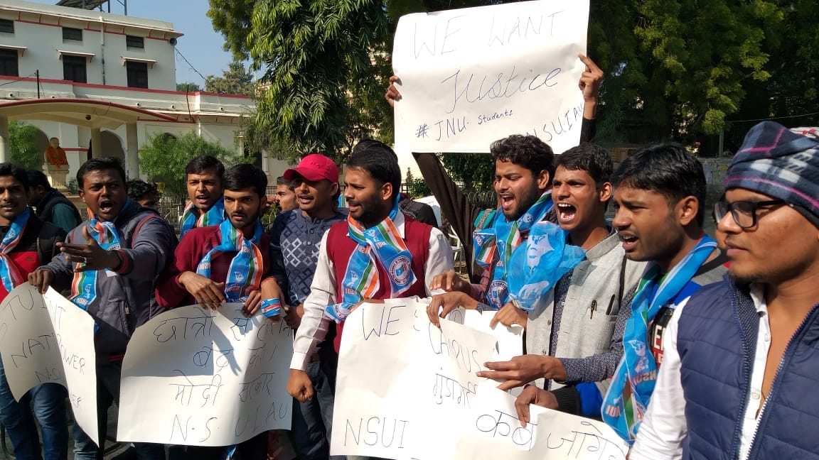 ABVP and AISA face to face in Prayagraj over JNU incident, turn into VIVIL camp