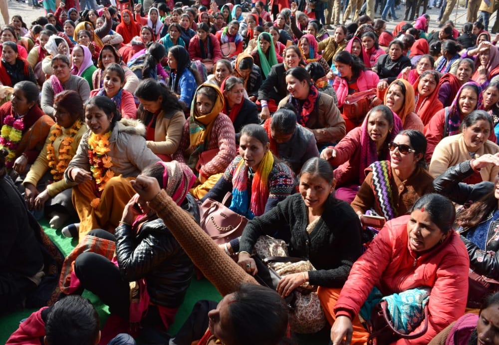 uttarakhand : service of 30 Anganwadi workers adamant on work boycott