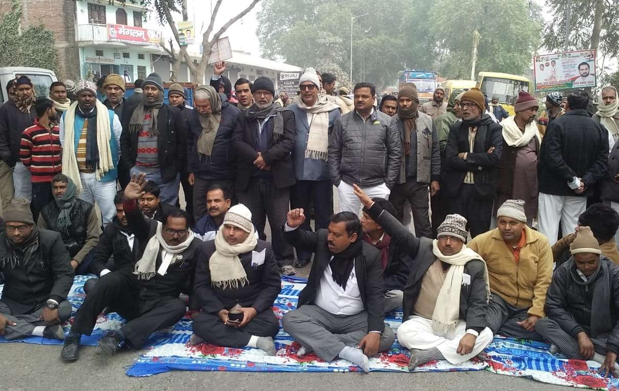 Jam from district to tehsil headquarters