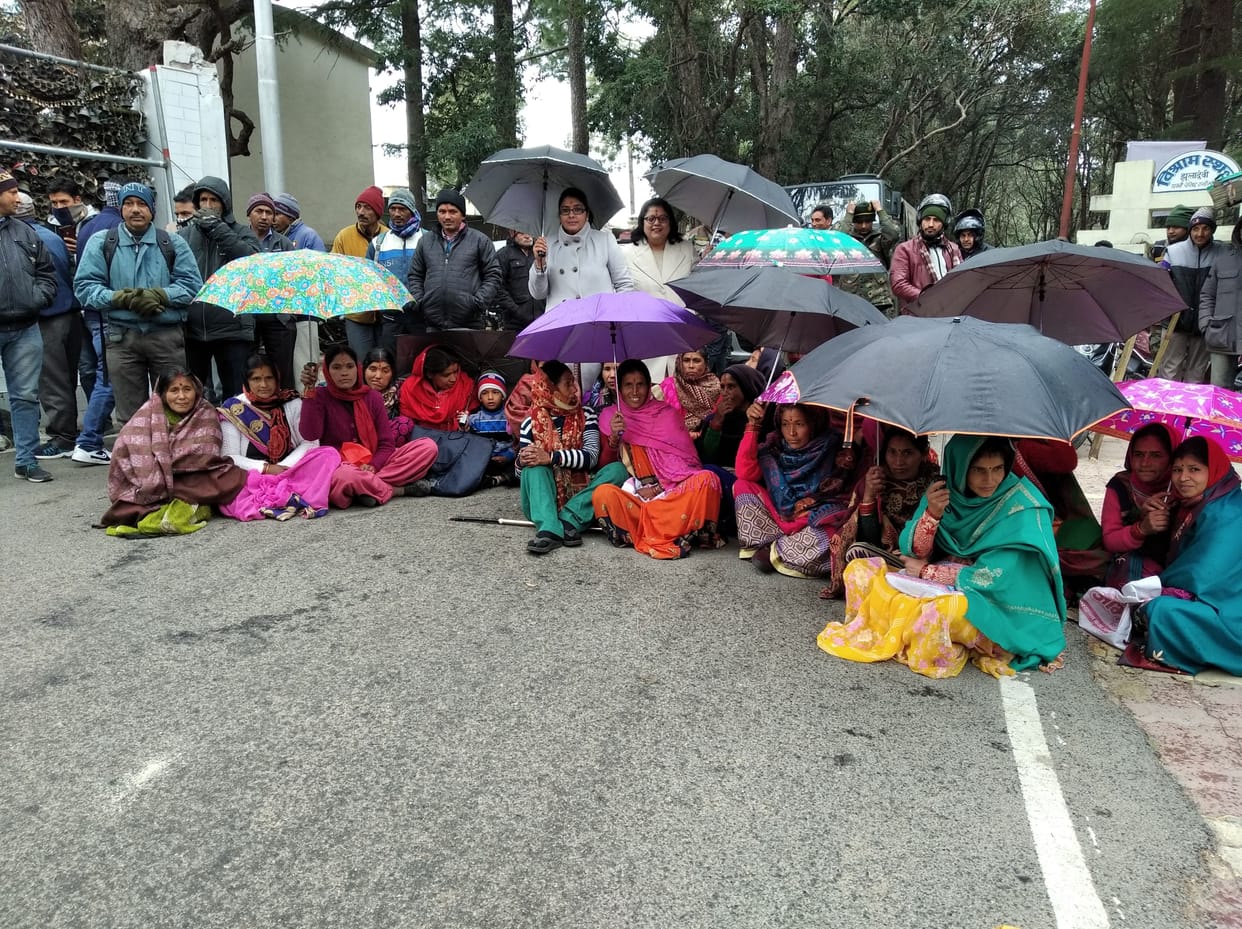 Villagers jam Chaubatia-Deholi motorway