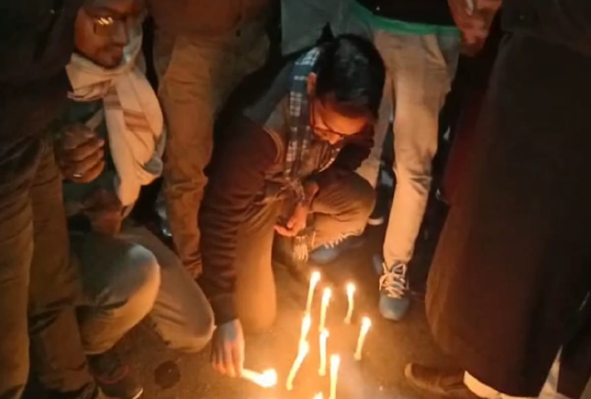Candle march in AMU over JNU violence 