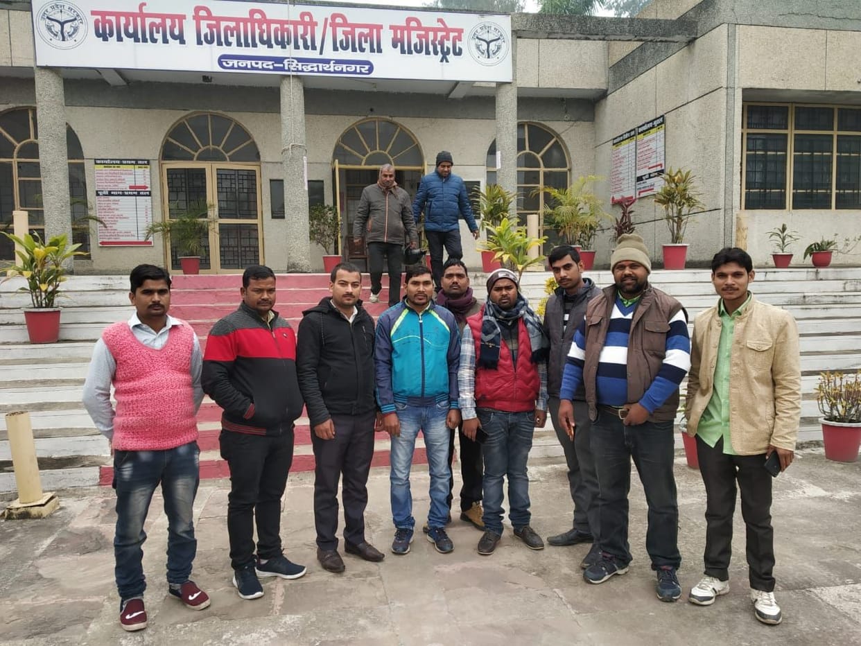 amnulence workers protested