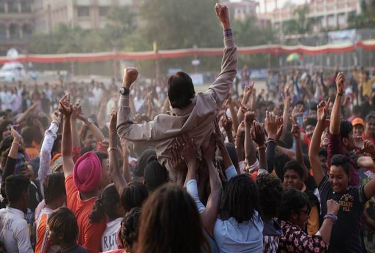 Supreme Court refuses to lift stay on release of Amitabh Bachchan film Jhund