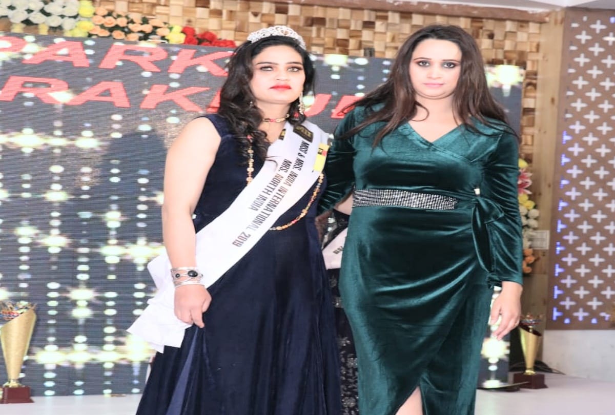 Jyoti Thakur of himachal gets the title of Mrs. Himachal and North