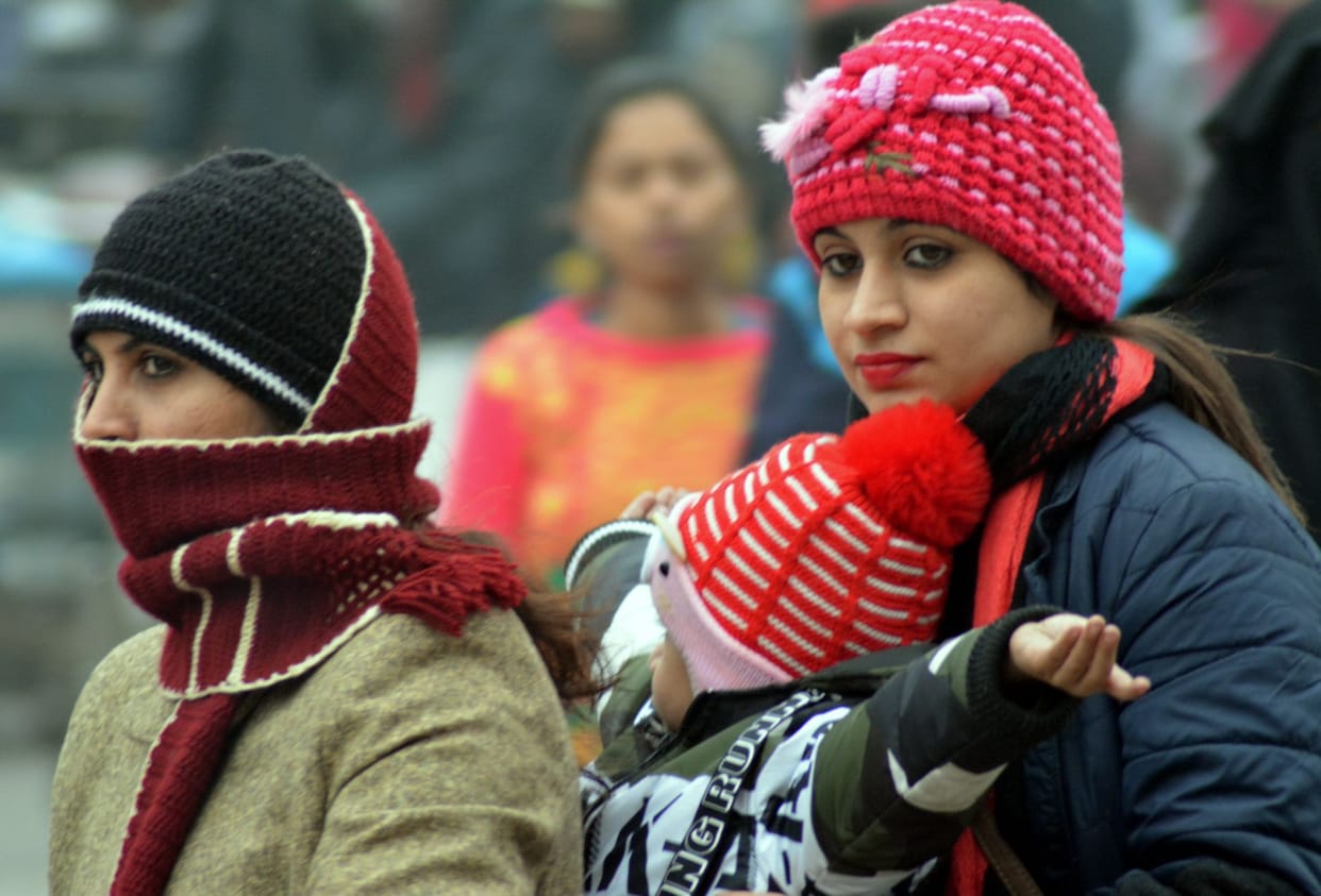 Muzaffarnagar: cloudy, cool breeze