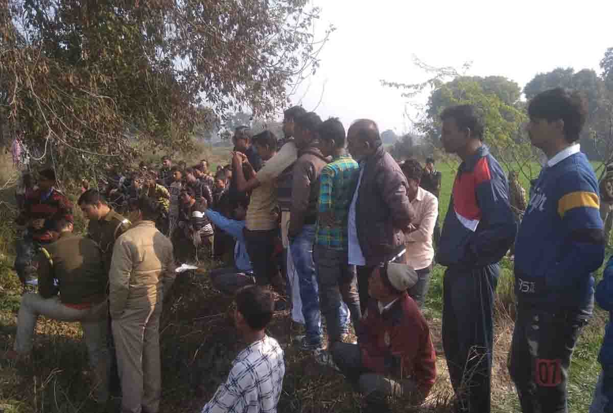 young man living in his in-laws quarreled with his wife and hanged his life