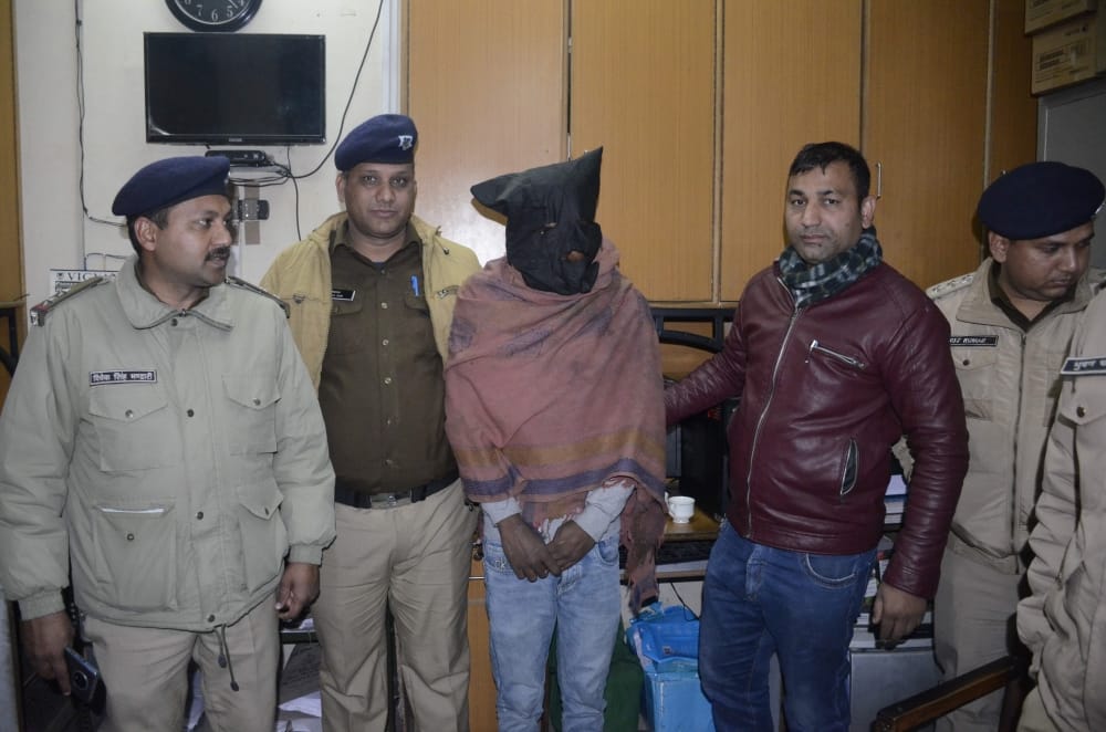 Girlfriend Murder Accused Boyfriend Live Very cool life in dehradun jail