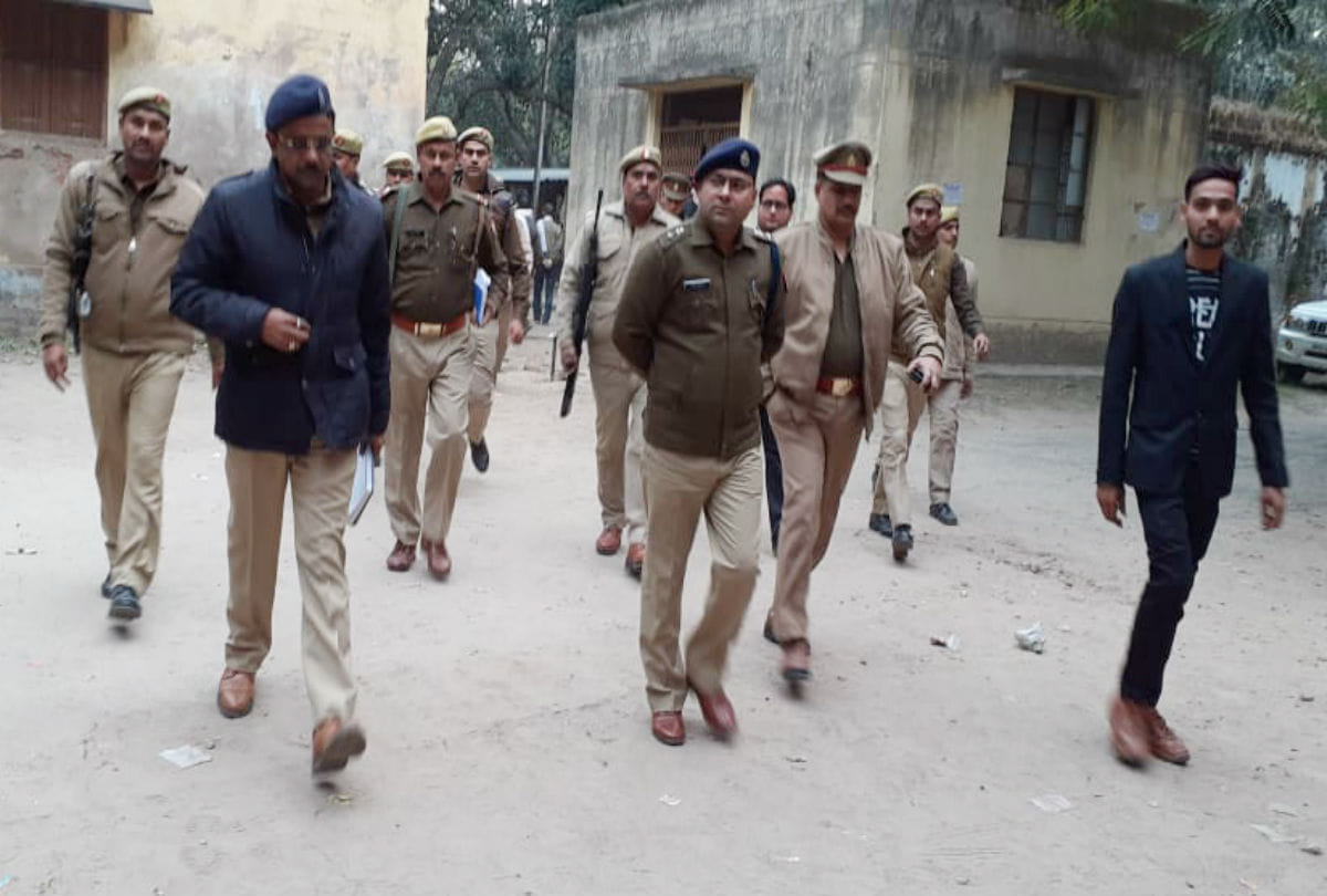 firing in mainpuri court of uttar pradesh