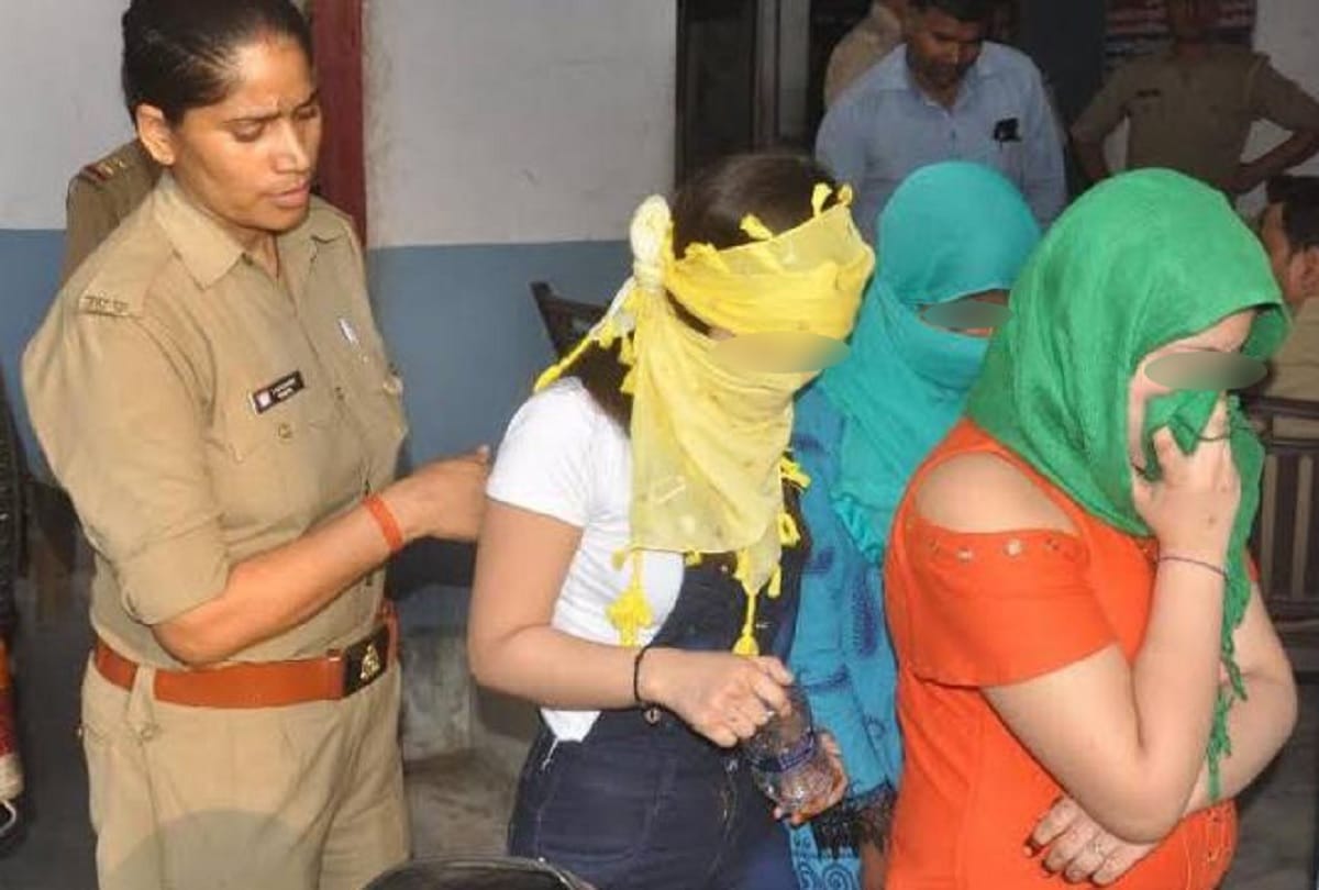 High Profile sex racket busted in kanpur